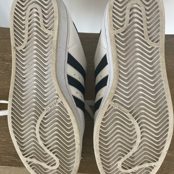 Adidas Superstar Sneaker - Picture 3 of 8